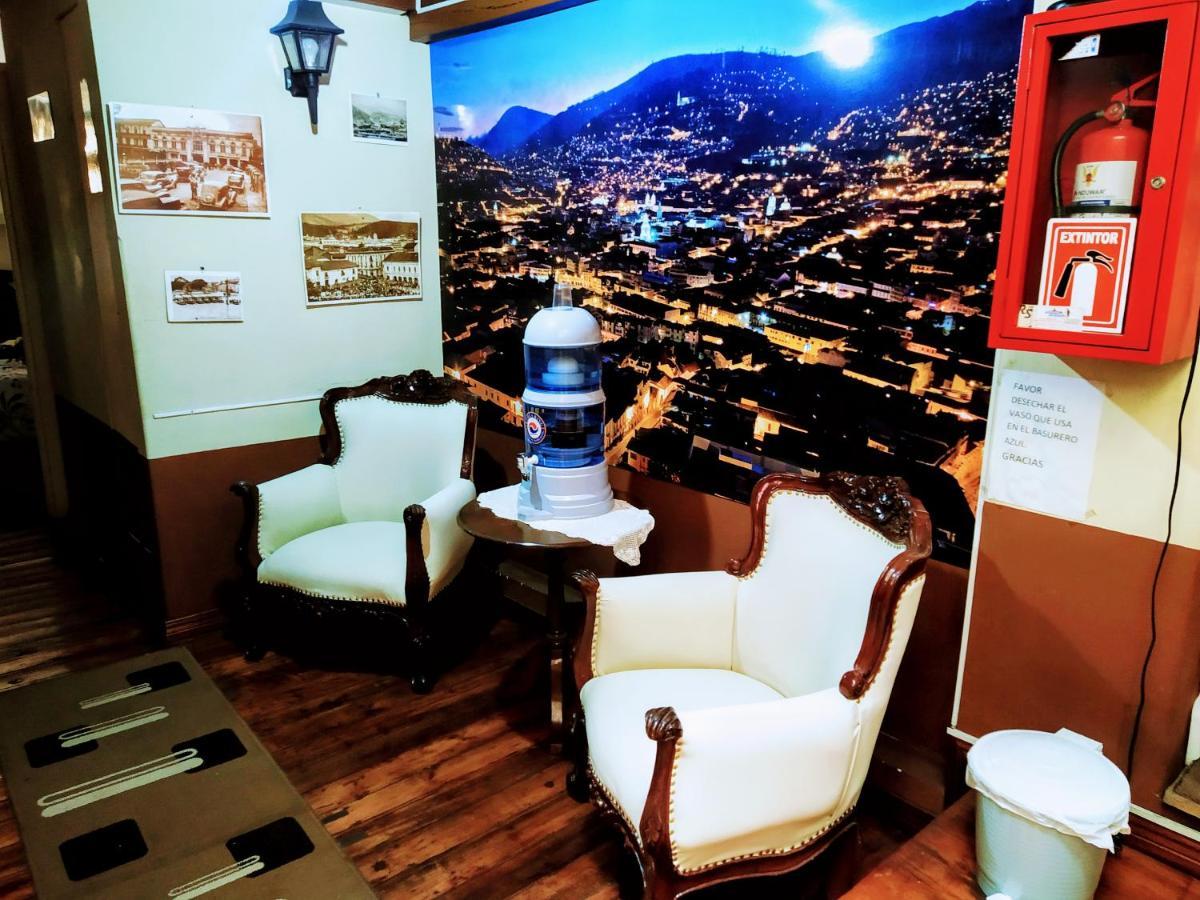 Hostal Latitud Ecuem Quito Exterior foto