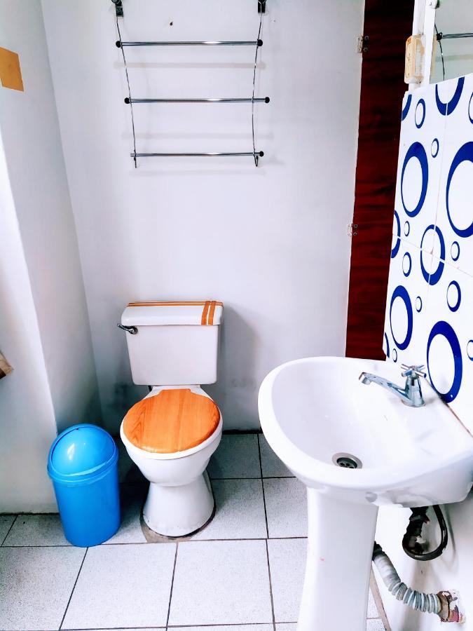 Hostal Latitud Ecuem Quito Exterior foto