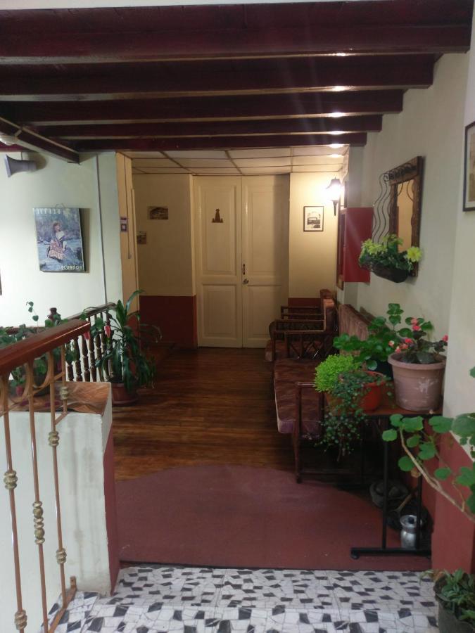 Hostal Latitud Ecuem Quito Exterior foto
